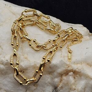 Premium Luxury Jewelry Elegant Necklace Hypoallergenic Rhodium/18K Gold Plated